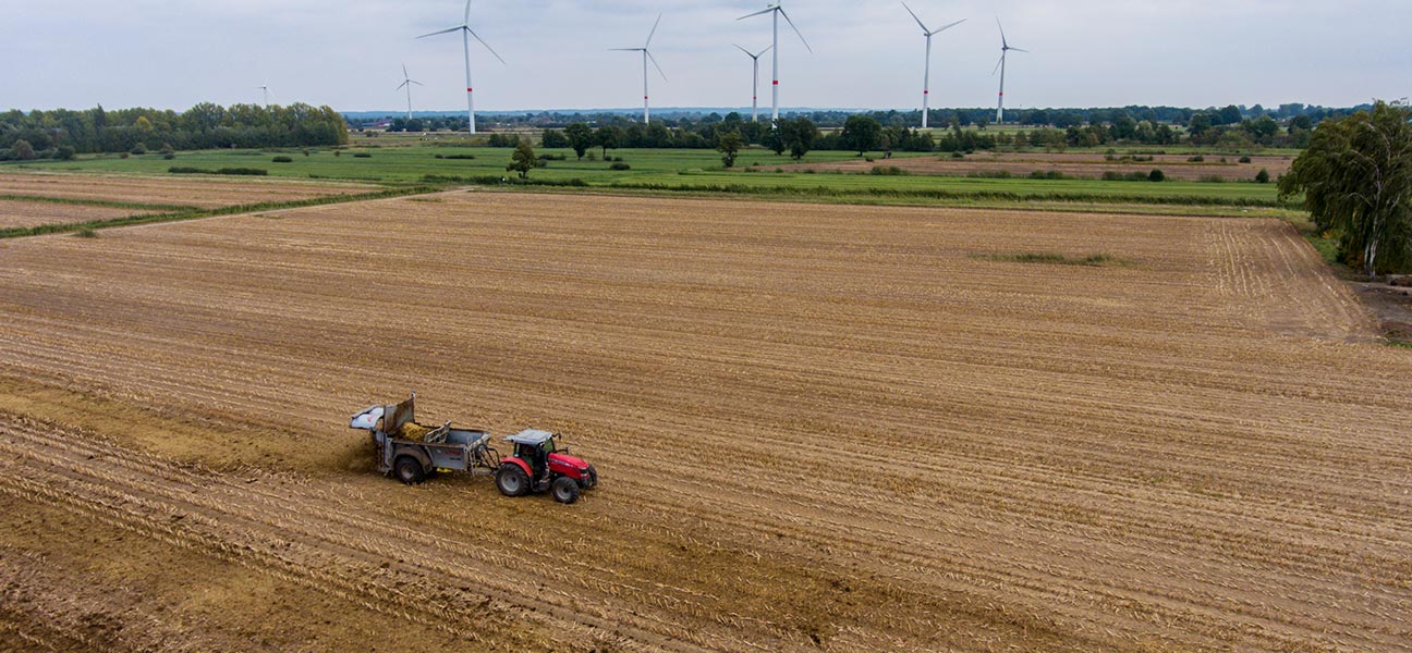 Extensive Grünland-
bewirtschaftung zum
Schutz unserer Böden?

... wird seit Jahren von Martin Lüdeke praktiziert.