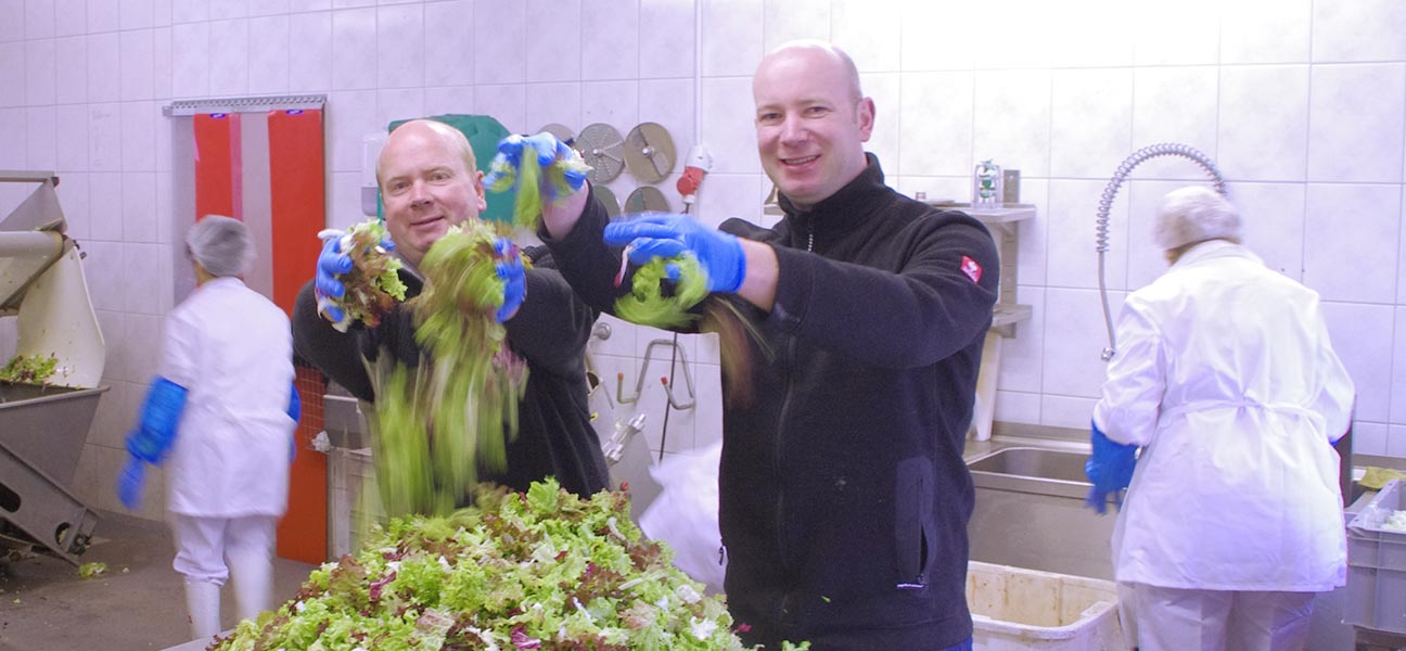 Frische Mix-Salate
- vorbereitet?

... bekommen Sie bei Niels-Peter Posewang.